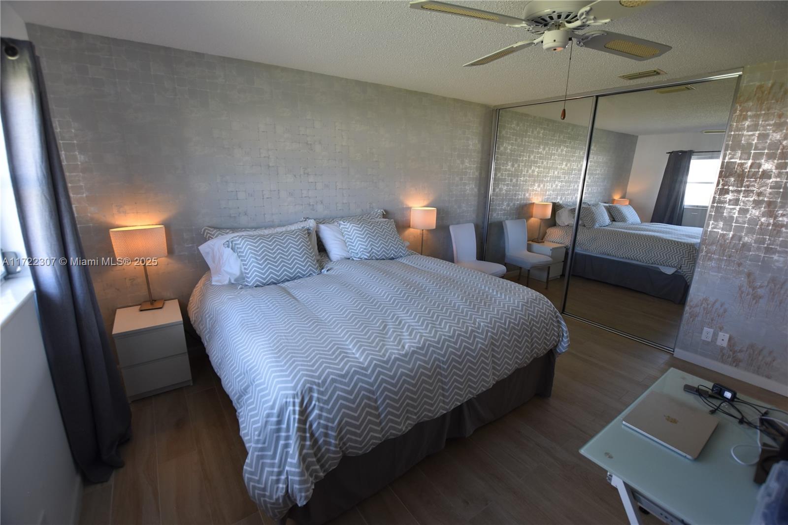 CRESTHAVEN VILLAS 30 COND - Residential