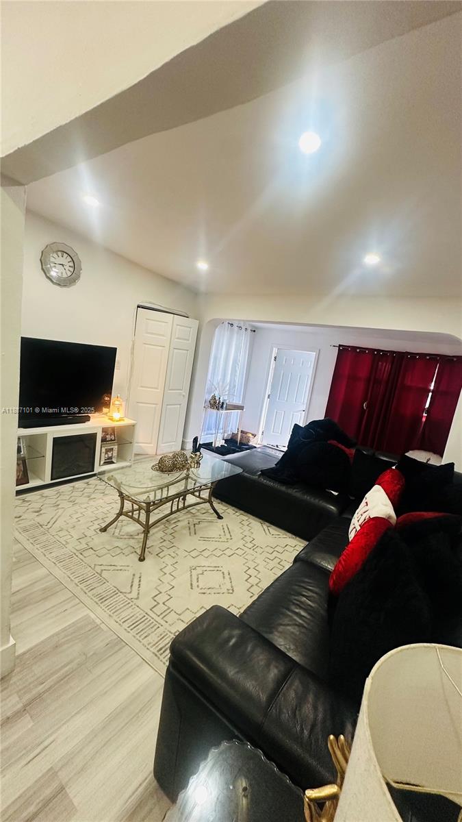 MAGNOLIA GARDENS CONSOLID - Residential