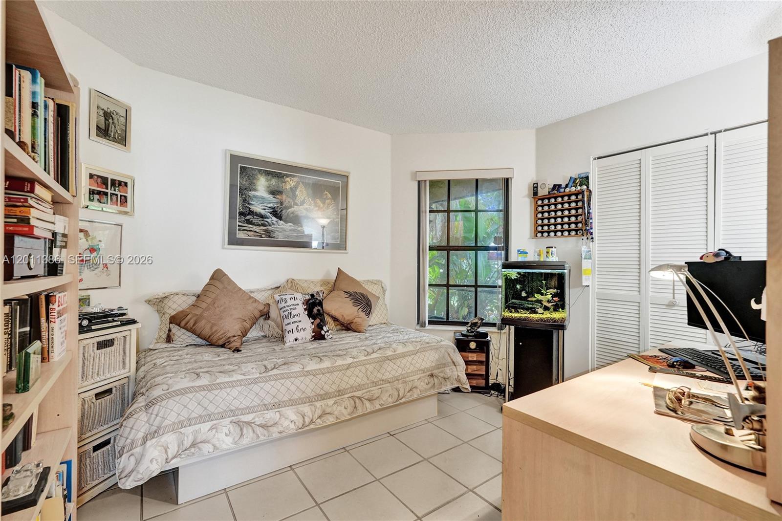 PIPERS GLEN A-3 - Residential