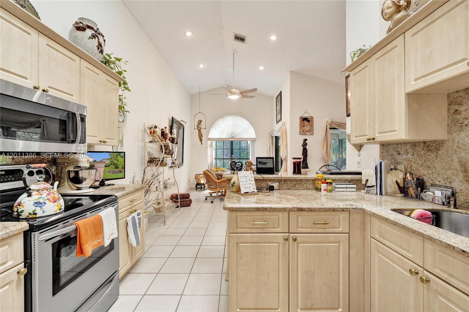 PIPERS GLEN A-3 - Residential
