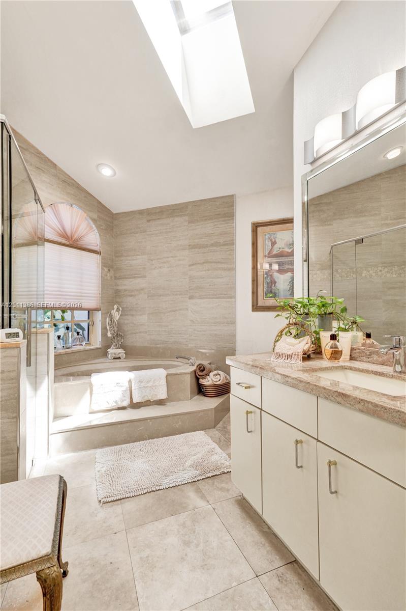PIPERS GLEN A-3 - Residential