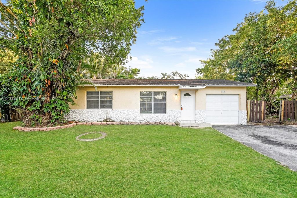 Photo of 7820 SW 9th St, North Lauderdale, FL 33068 (MLS # A12017717)