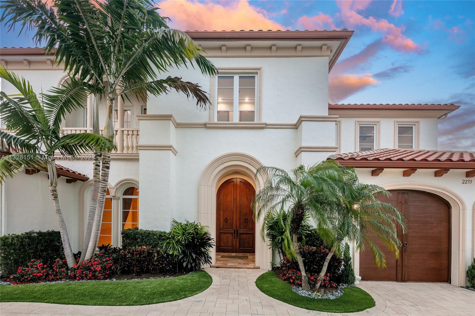 ROYAL PALM YACHT & COUNTRY - Residential