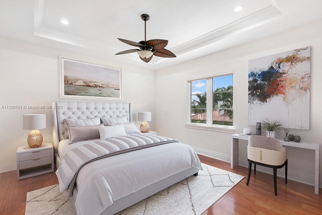 ROYAL PALM YACHT & COUNTRY - Residential