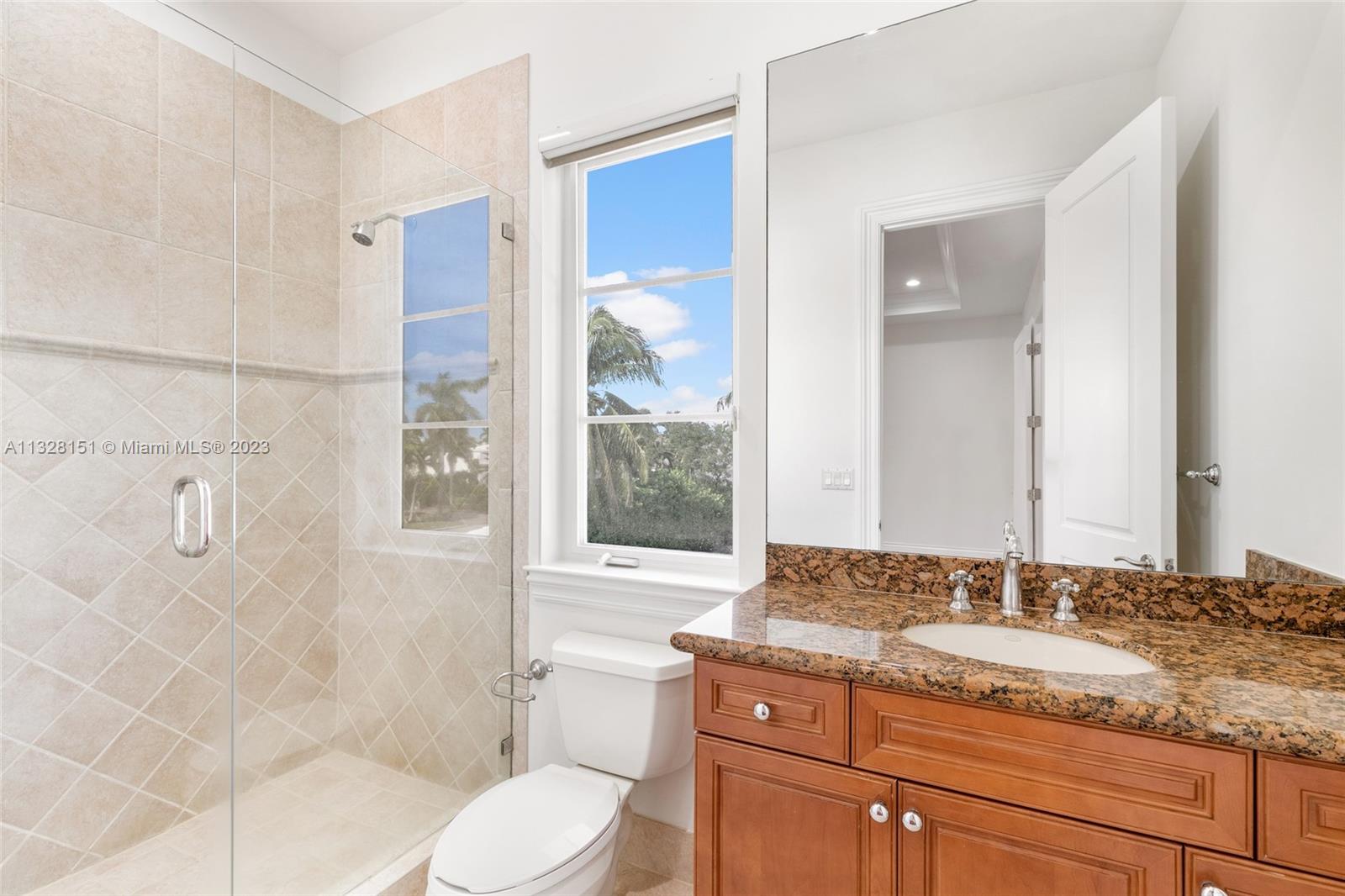 ROYAL PALM YACHT & COUNTRY - Residential