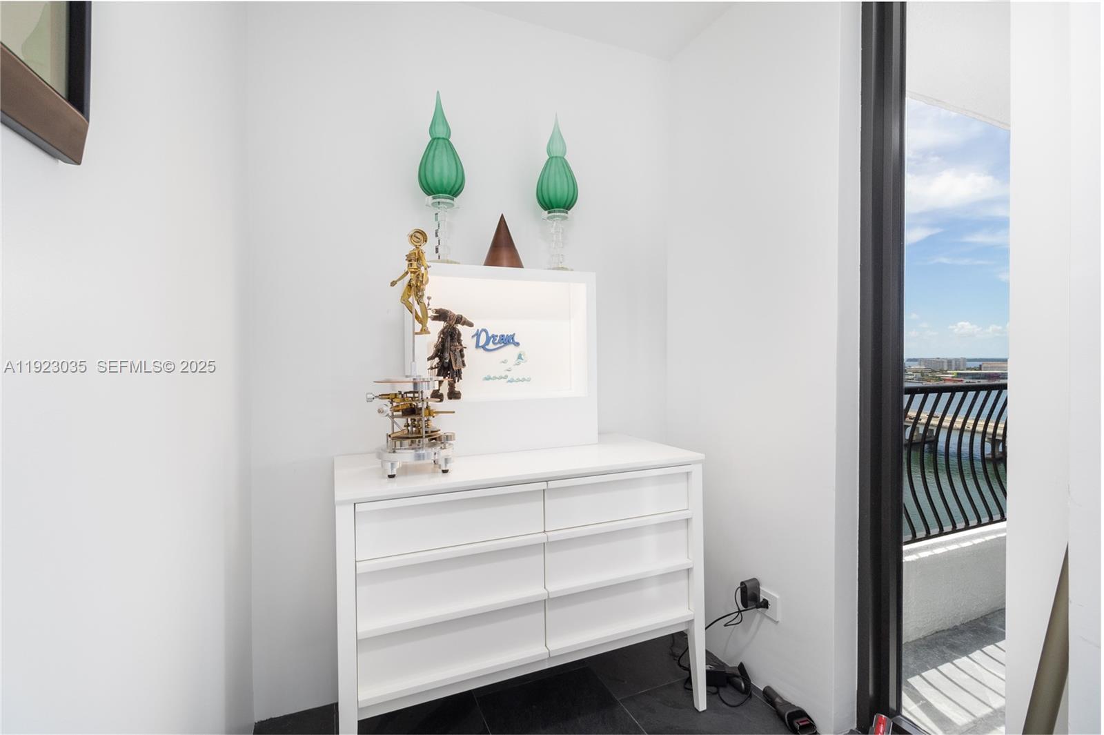 VENETIA CONDO - Residential