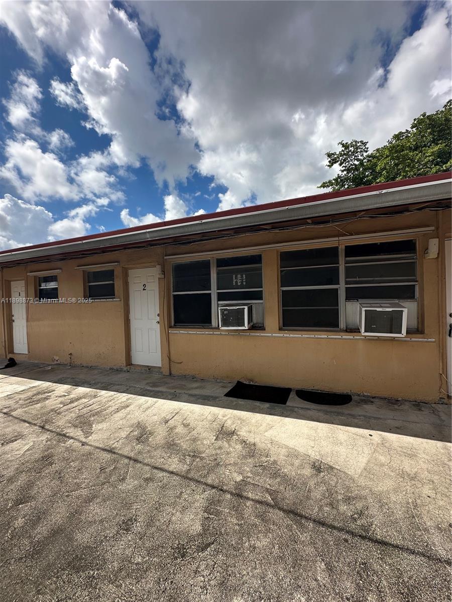 WEST CARVER RANCHES ADD N - Residential Lease