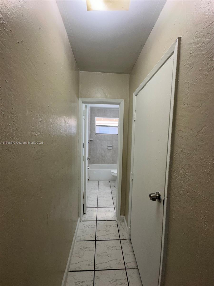 WEST CARVER RANCHES ADD N - Residential Lease