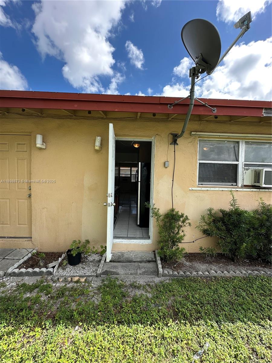 WEST CARVER RANCHES ADD N - Residential Lease