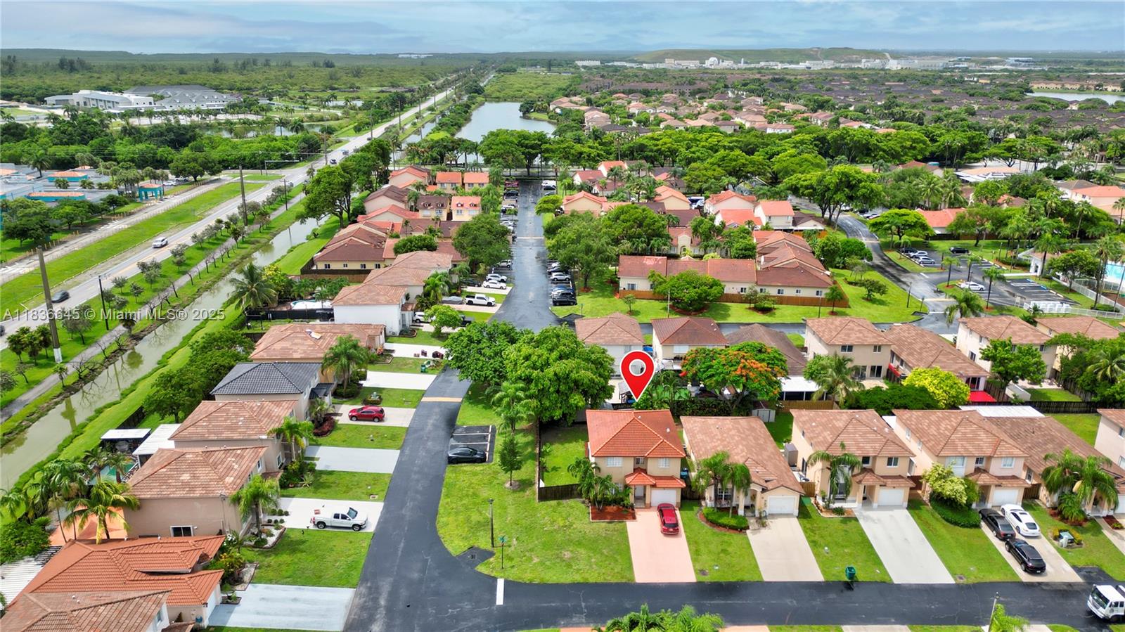 8740 SW 214th Ter, Cutler Bay, FL, 33189/$595,000 4 8740 SW 214th Ter