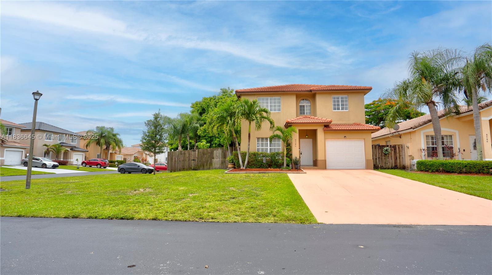 8740 SW 214th Ter, Cutler Bay, FL, 33189/$595,000 2 8740 SW 214th Ter