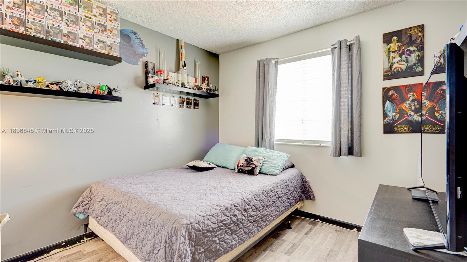 LAKES BY THE BAY SEC 12 - Residential