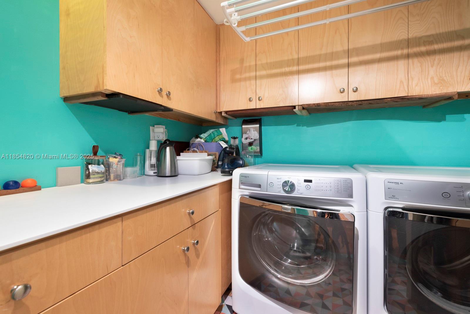 AMD PL GRIFFING BISCAYNE - Residential