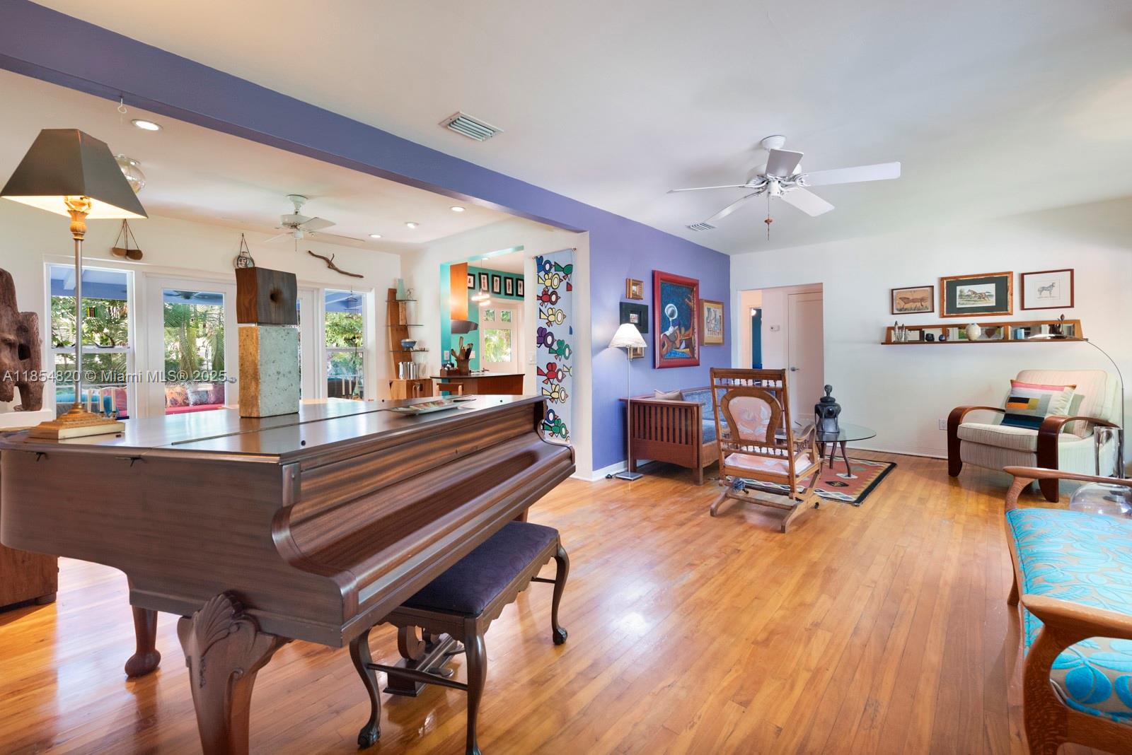 AMD PL GRIFFING BISCAYNE - Residential