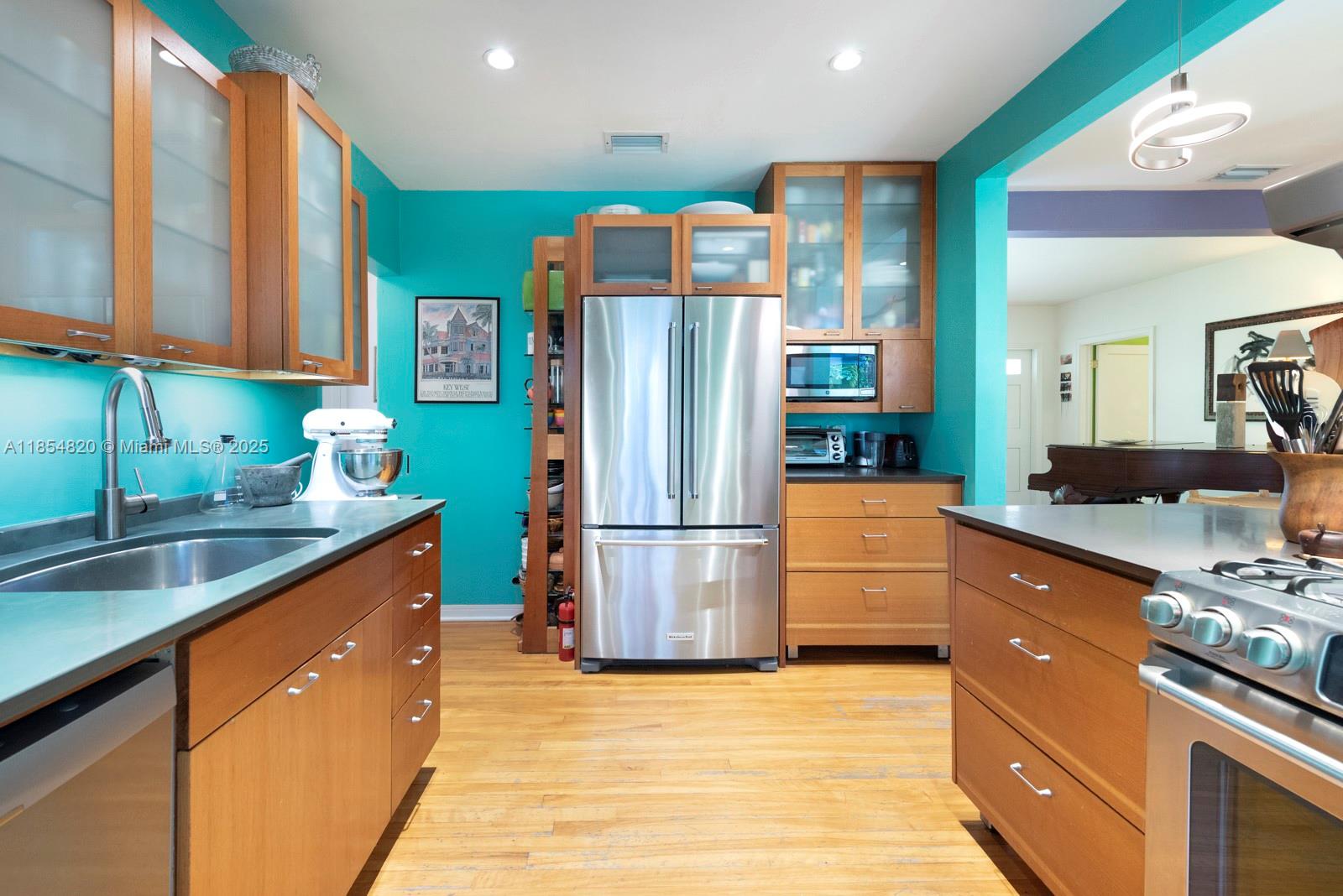 AMD PL GRIFFING BISCAYNE - Residential