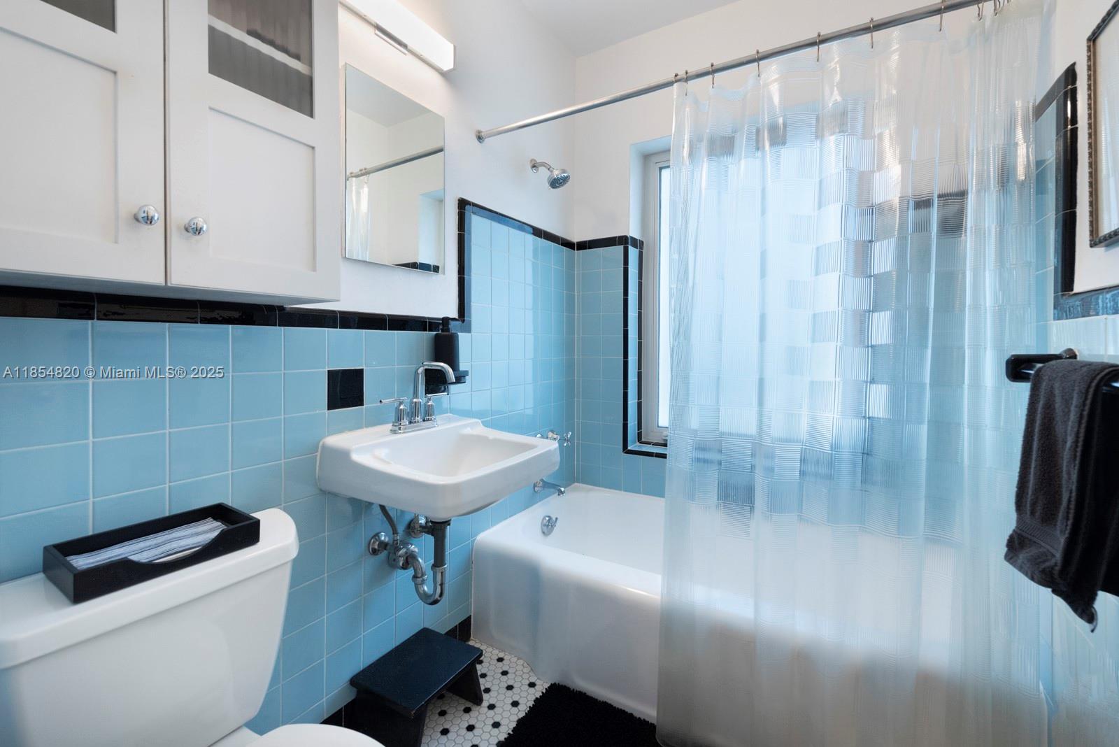 AMD PL GRIFFING BISCAYNE - Residential