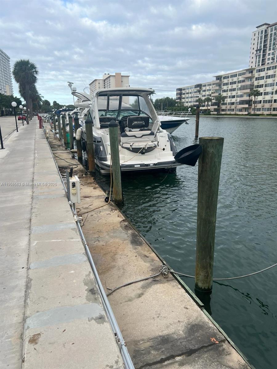 ARLEN HOUSE EAST CONDO - Residential