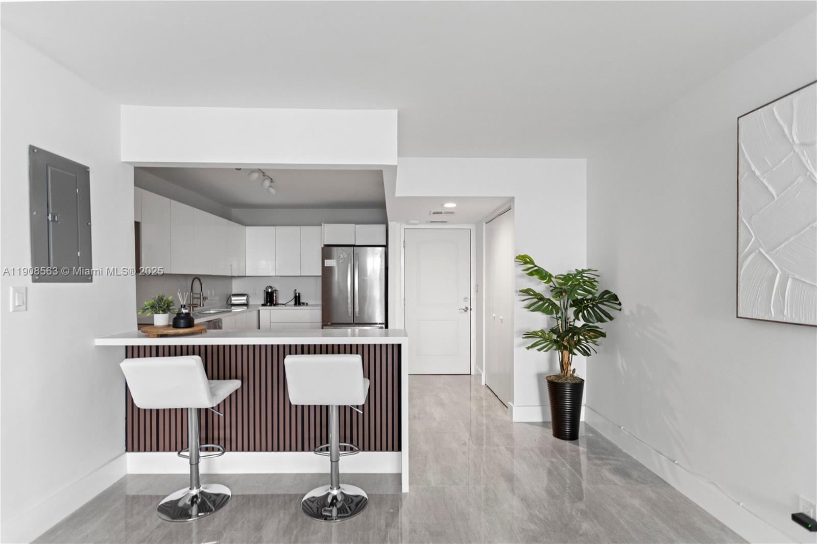 ARLEN HOUSE EAST CONDO - Residential