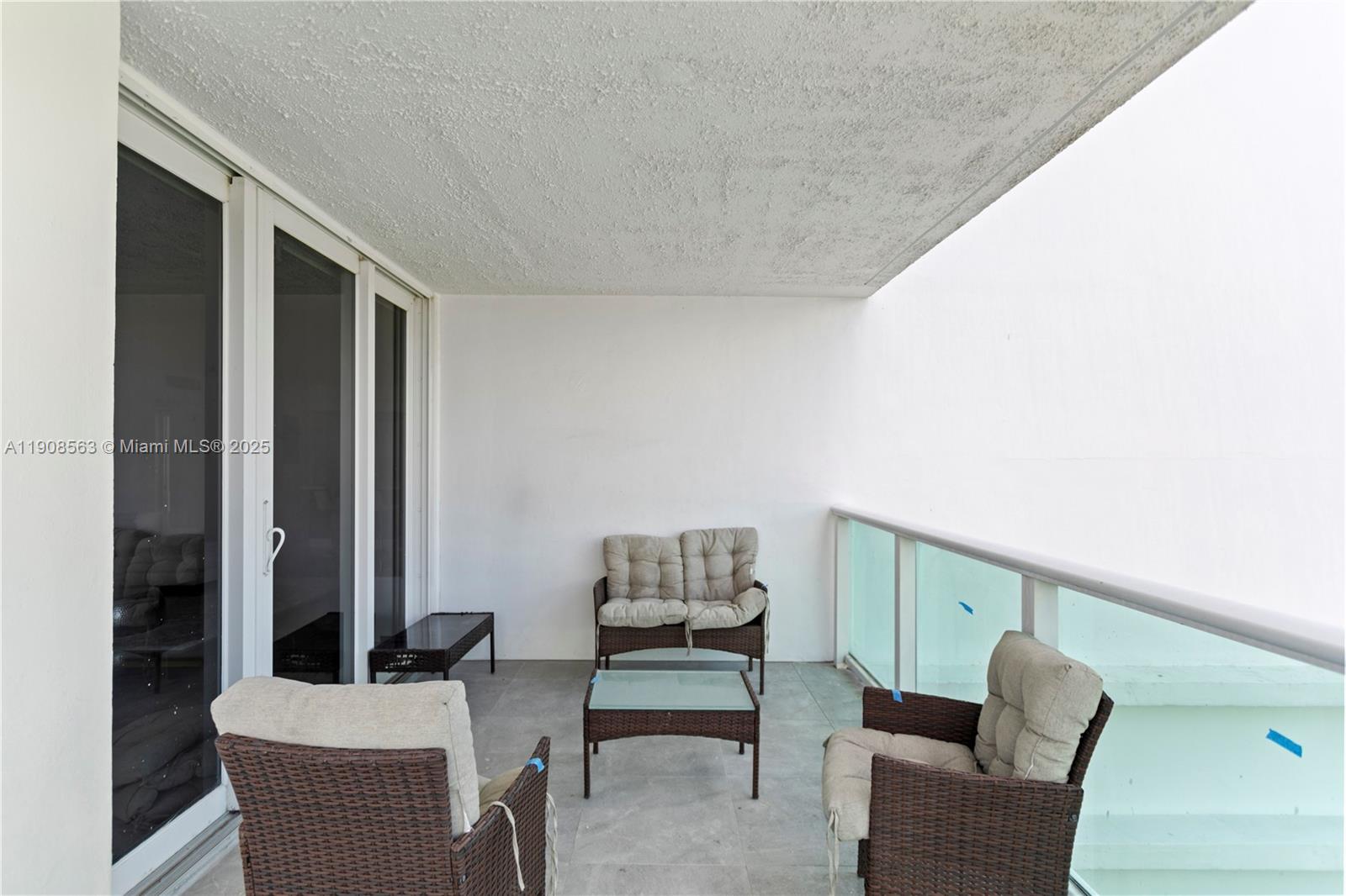 ARLEN HOUSE EAST CONDO - Residential