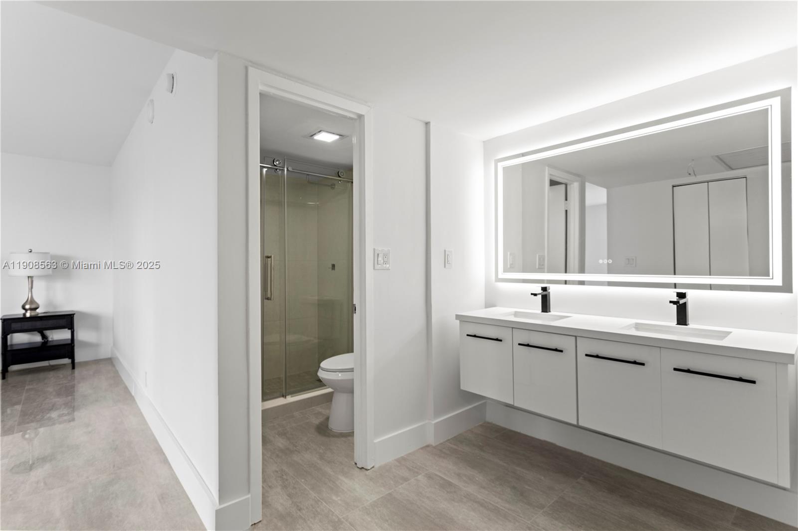 ARLEN HOUSE EAST CONDO - Residential