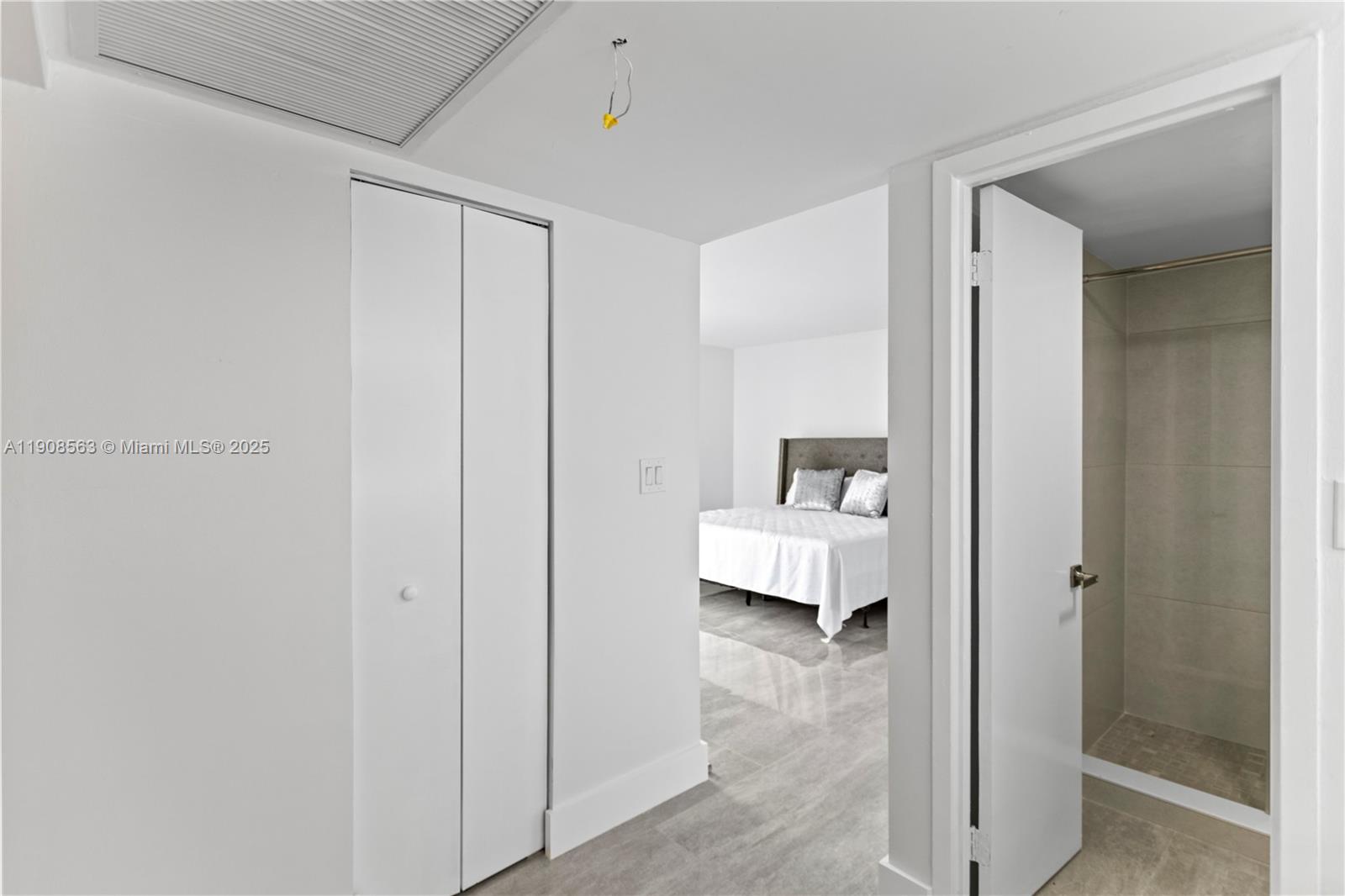 ARLEN HOUSE EAST CONDO - Residential