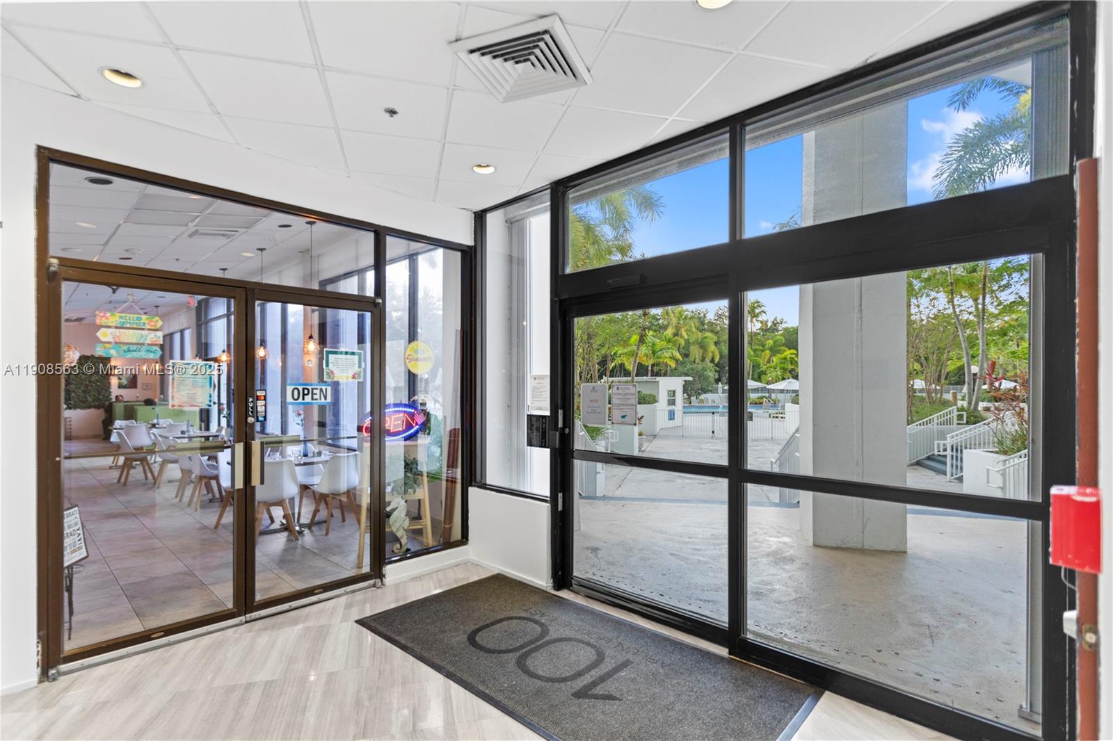 ARLEN HOUSE EAST CONDO - Residential