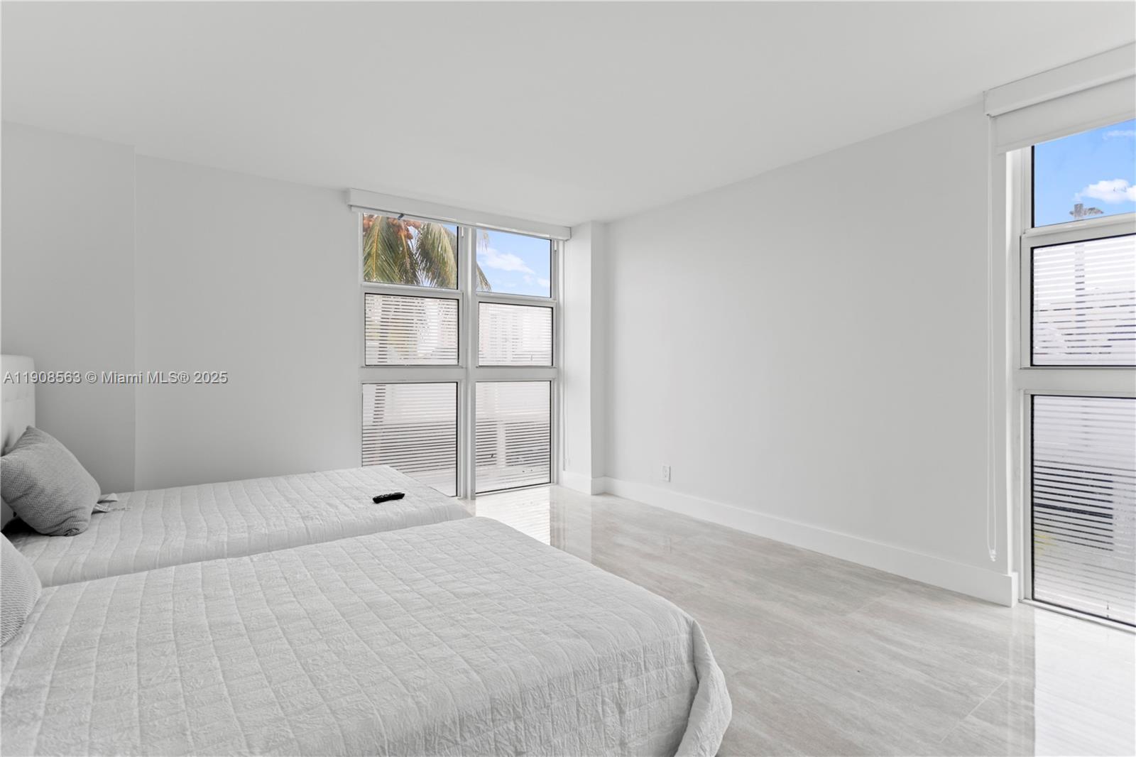 ARLEN HOUSE EAST CONDO - Residential