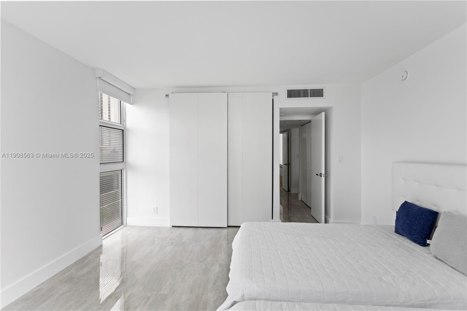 ARLEN HOUSE EAST CONDO - Residential