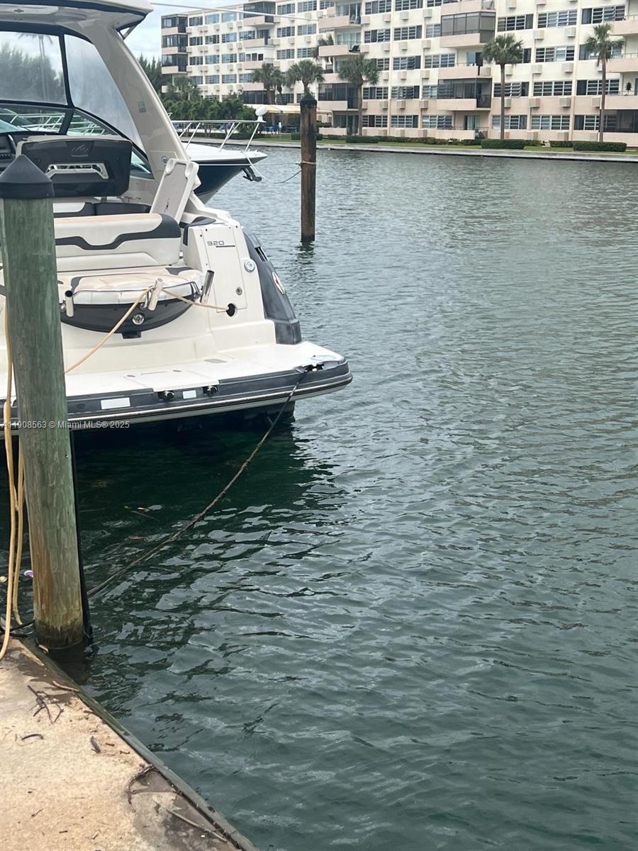 ARLEN HOUSE EAST CONDO - Residential