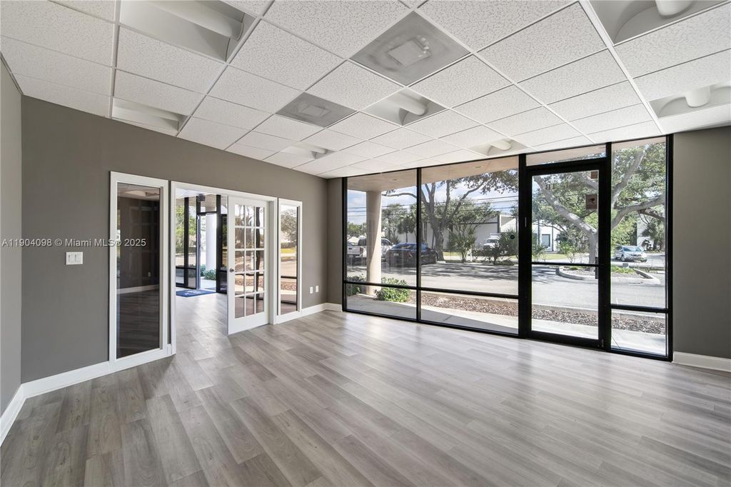 Photo of 6451 E Rogers Cir, Boca Raton, FL 33487 (MLS # A11904098)