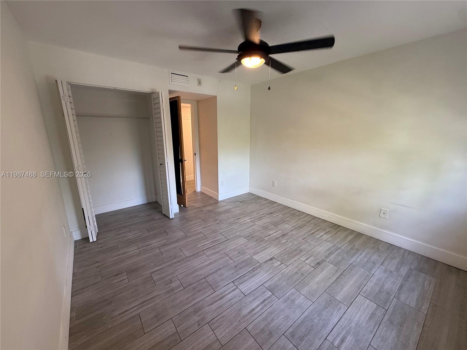 COVE CONDO PHASE II, THE - Residential Lease