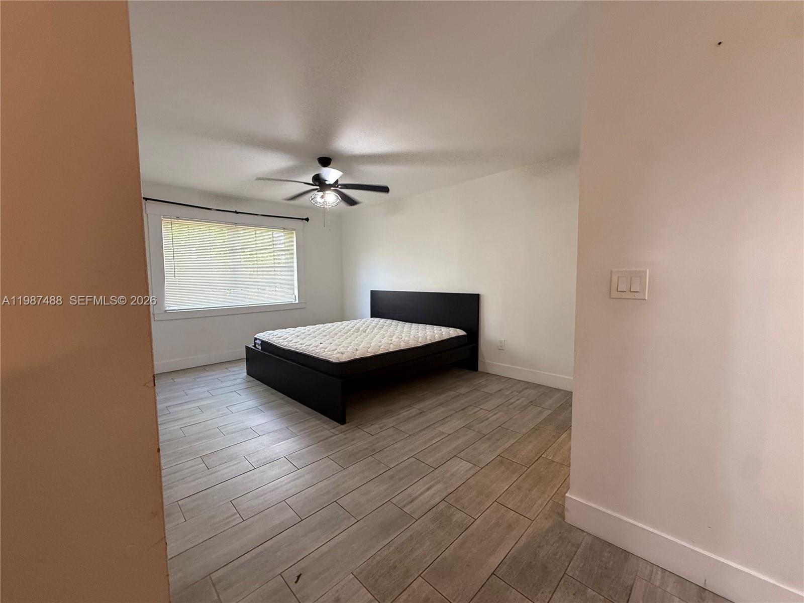 COVE CONDO PHASE II, THE - Residential Lease