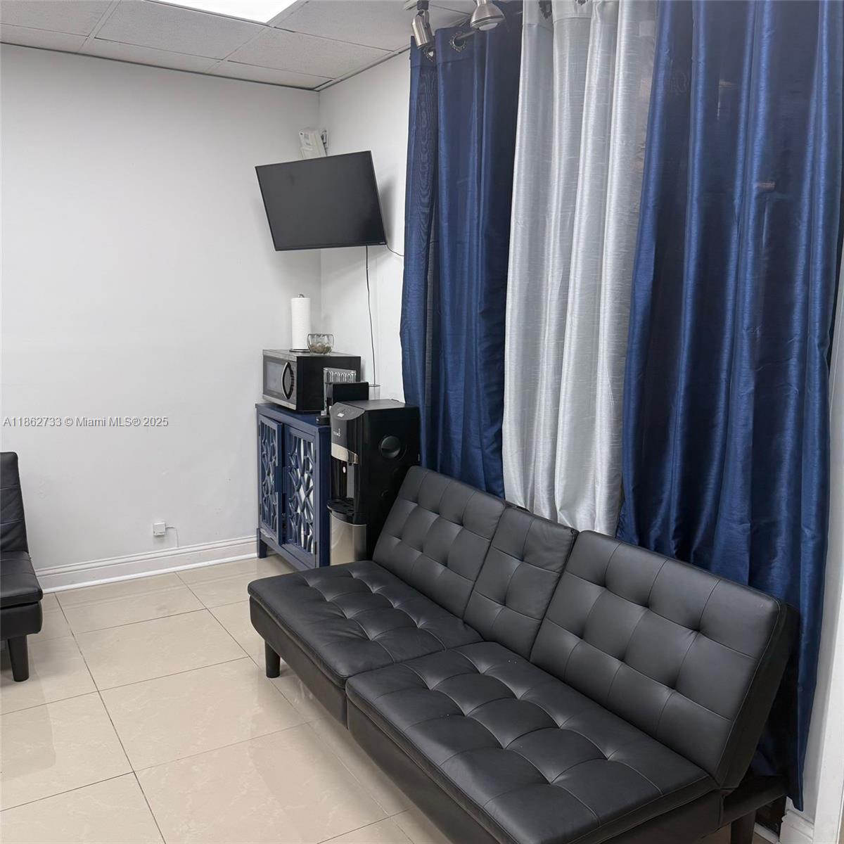 900 W 49th St suite 540