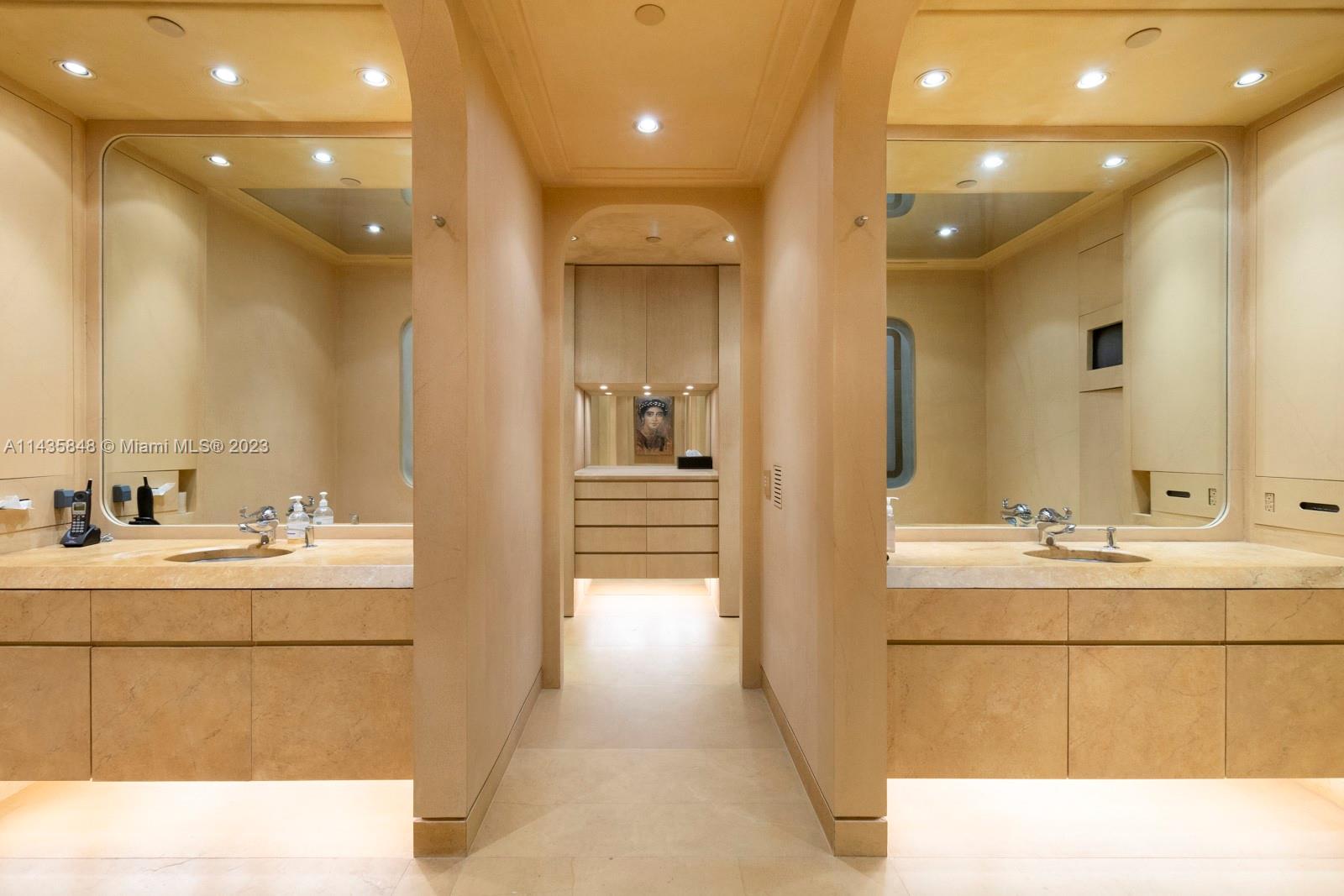 CLUB TOWER TWO CONDO - Residential