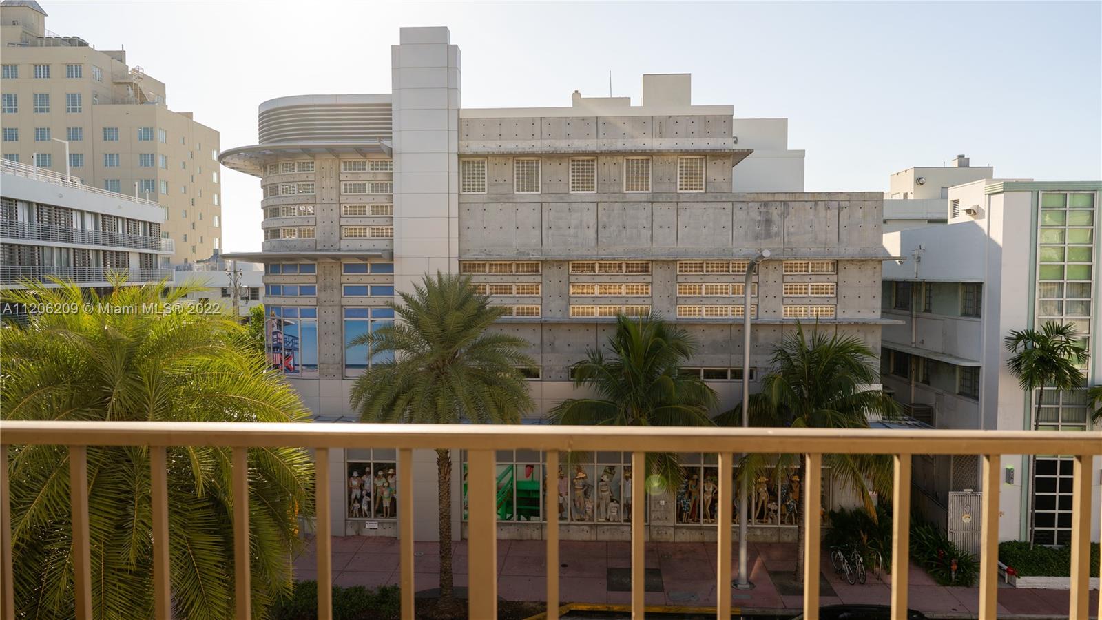 COLLINS VISTA CONDO - Residential Lease