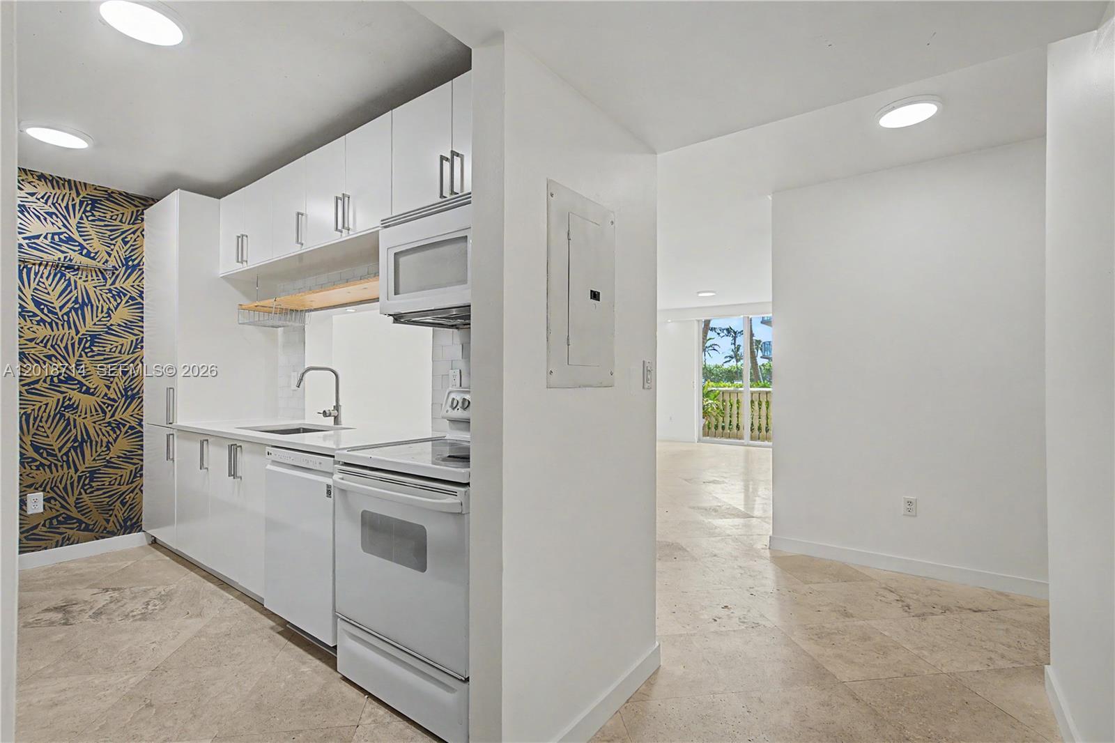 SURFSIDE PALMS CONDO - Residential