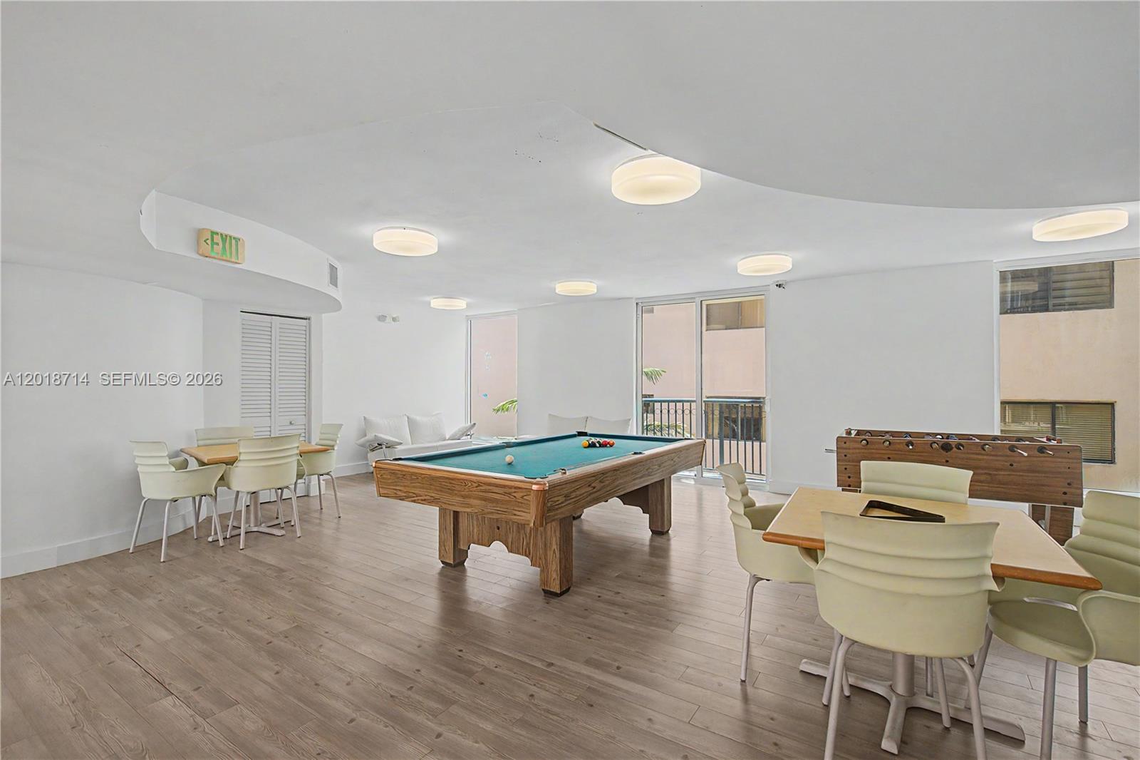 SURFSIDE PALMS CONDO - Residential