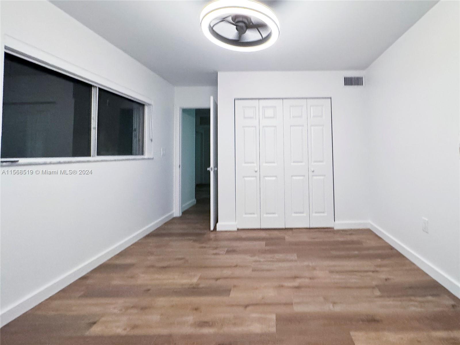 KENDALL CENTER - Residential Lease