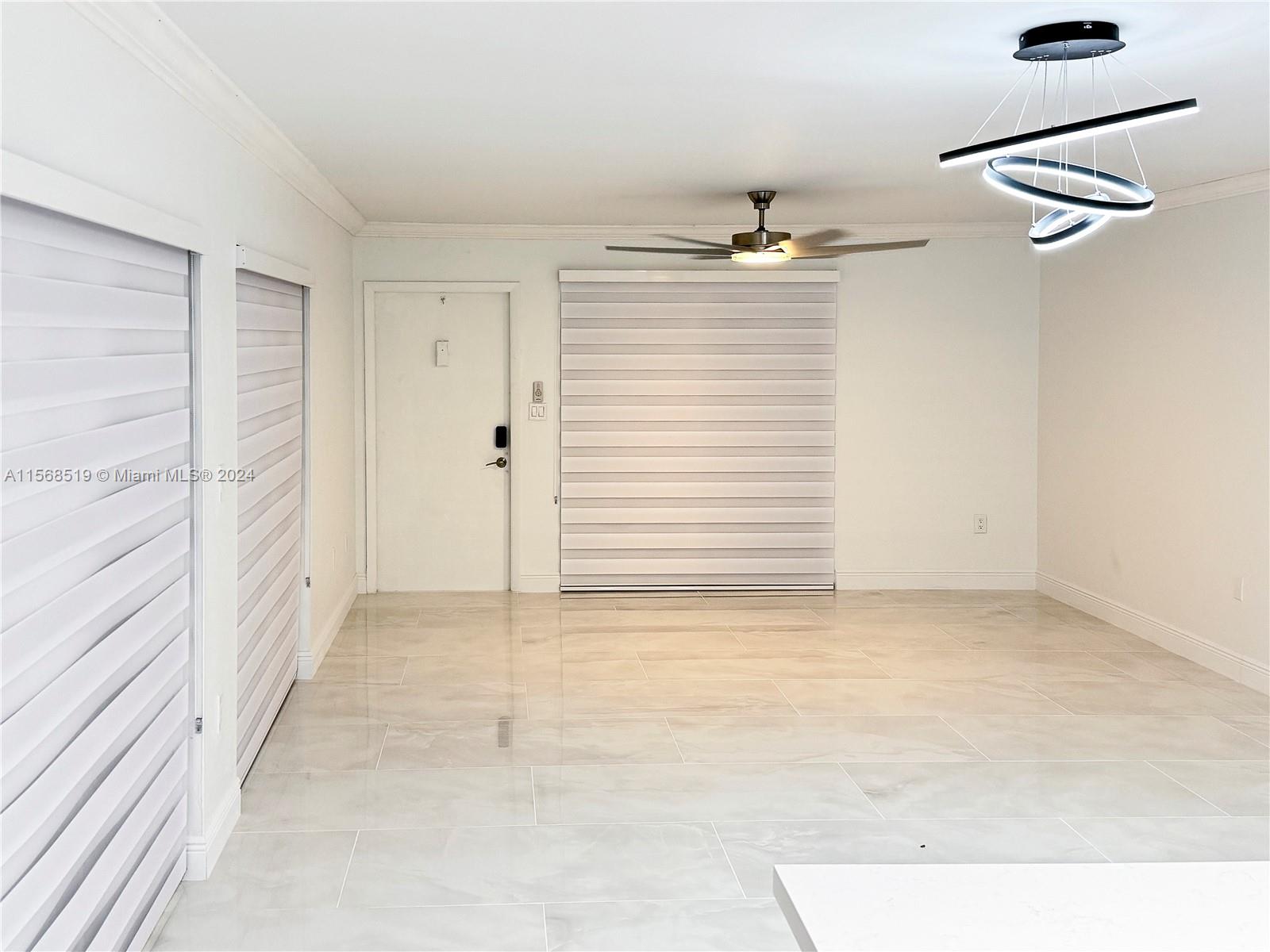 KENDALL CENTER - Residential Lease