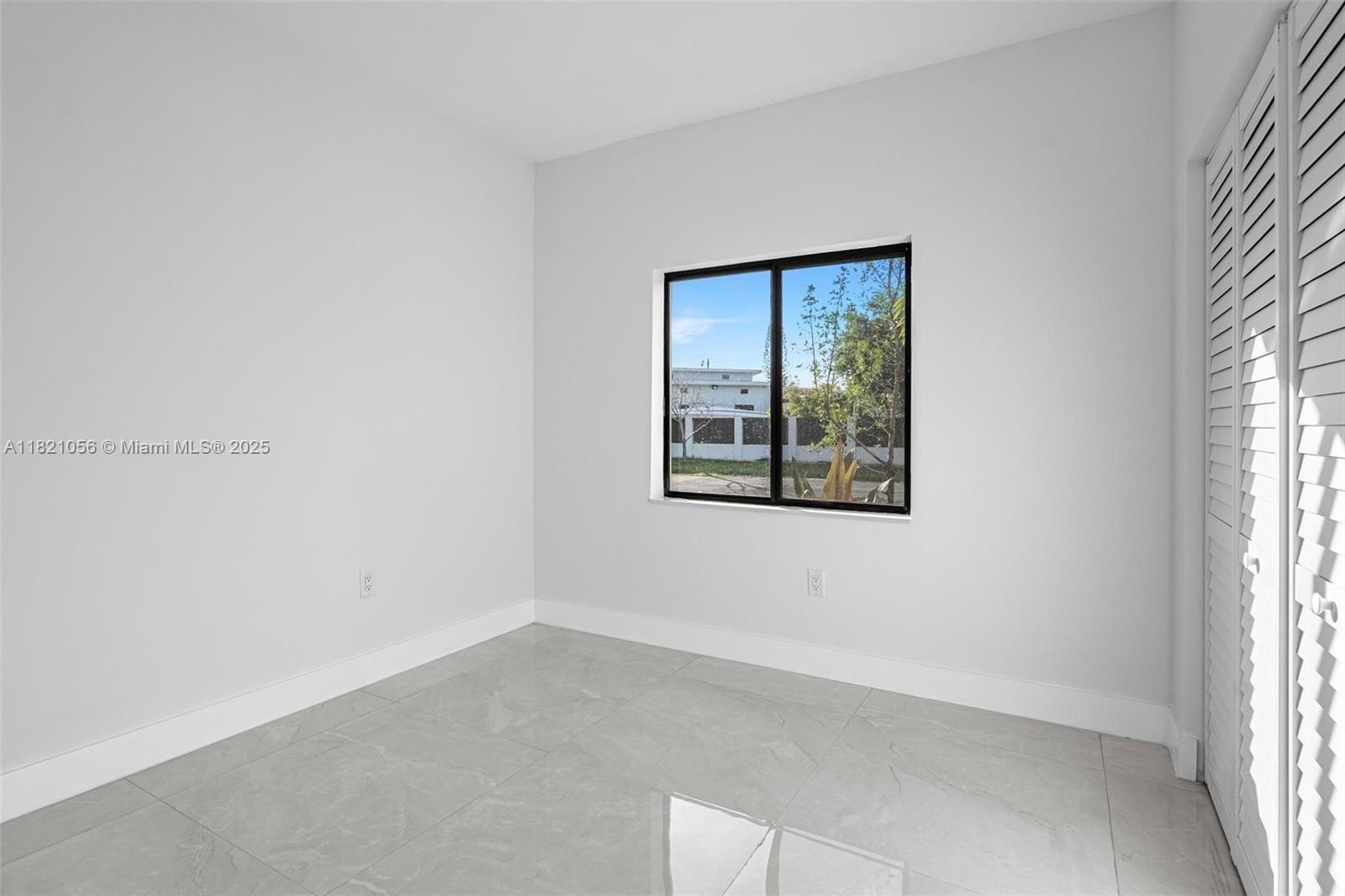 LINCOLN CITY SEC G - Residential