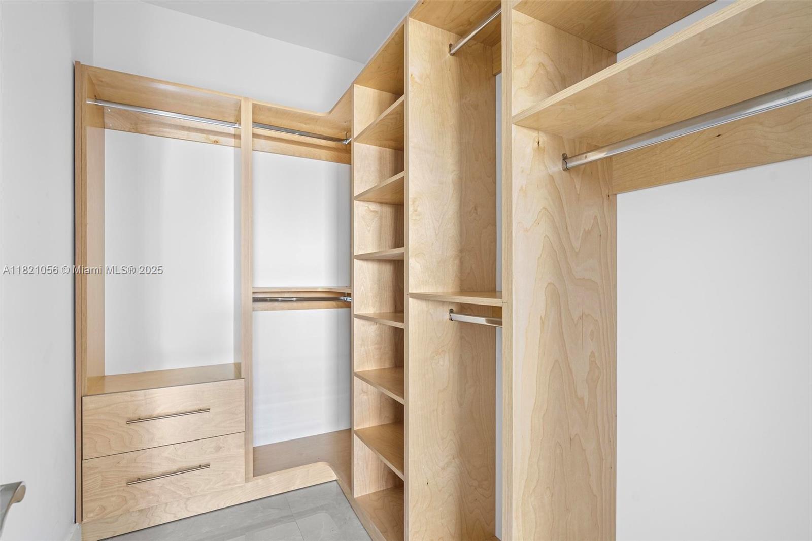 LINCOLN CITY SEC G - Residential