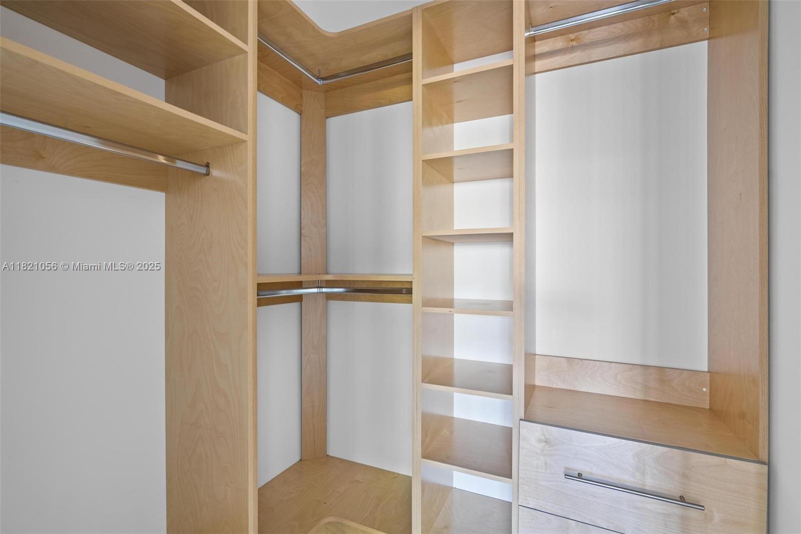 LINCOLN CITY SEC G - Residential