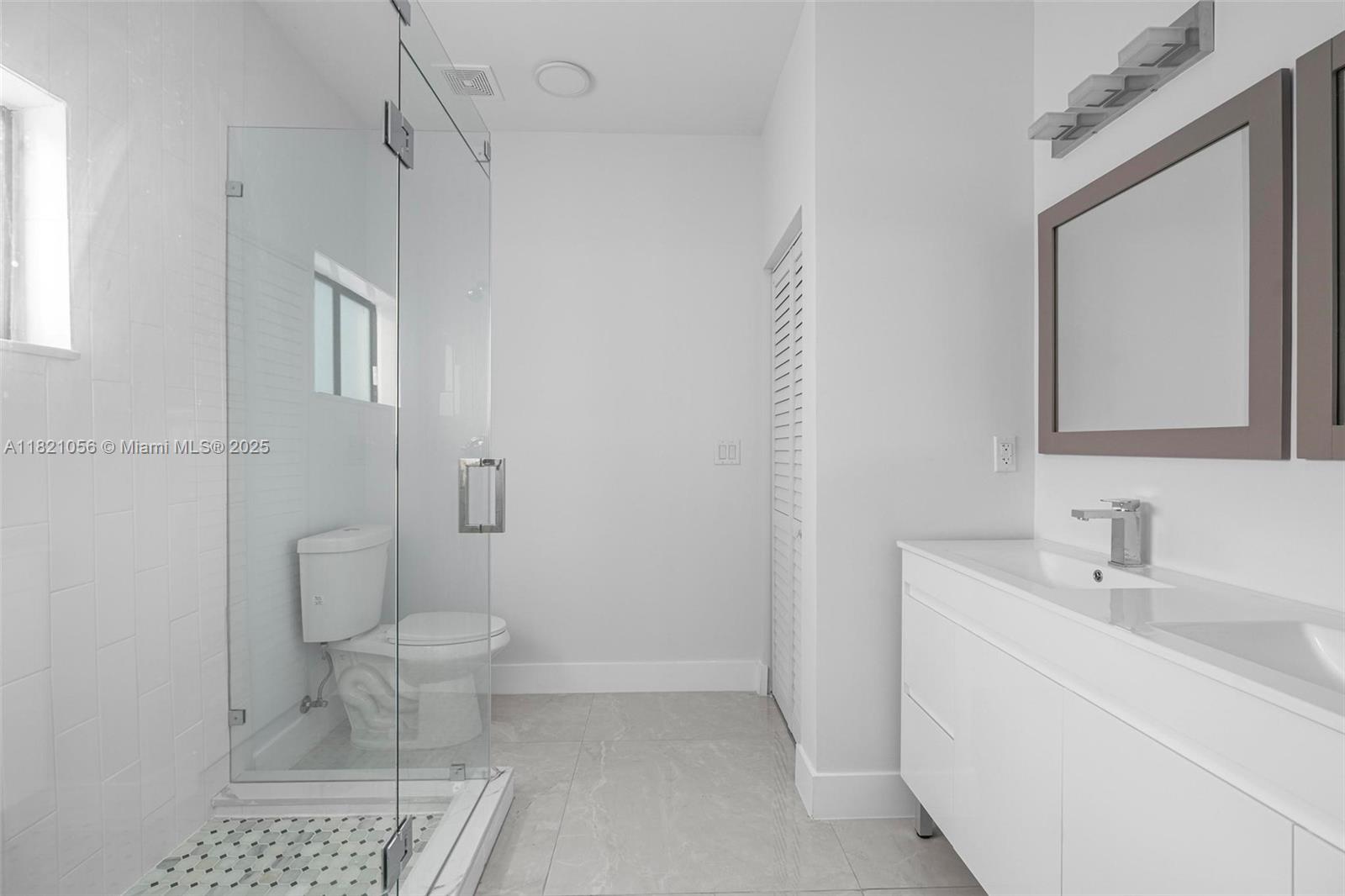 LINCOLN CITY SEC G - Residential