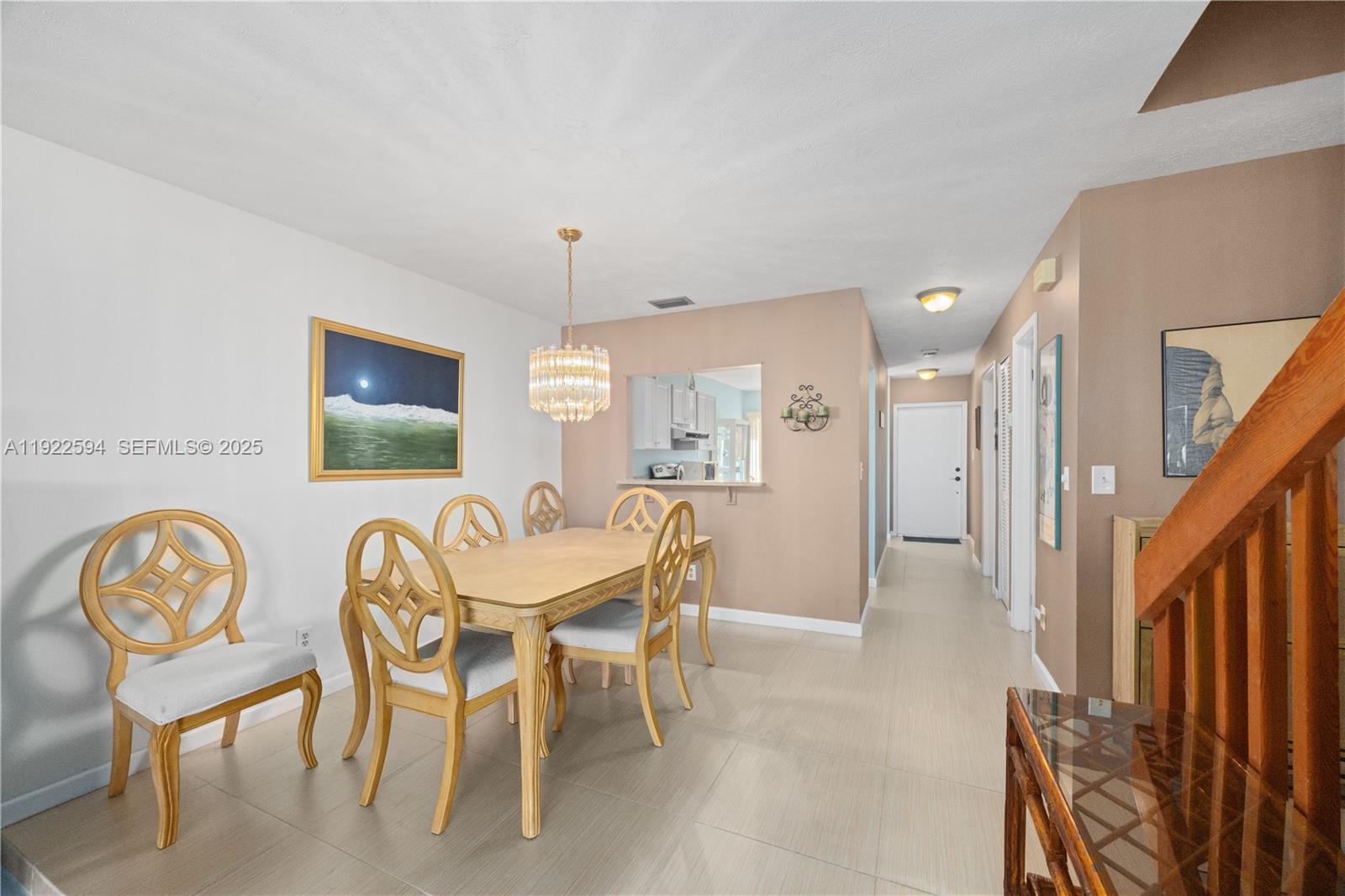 TWIN LAKE GARDENS - Residential