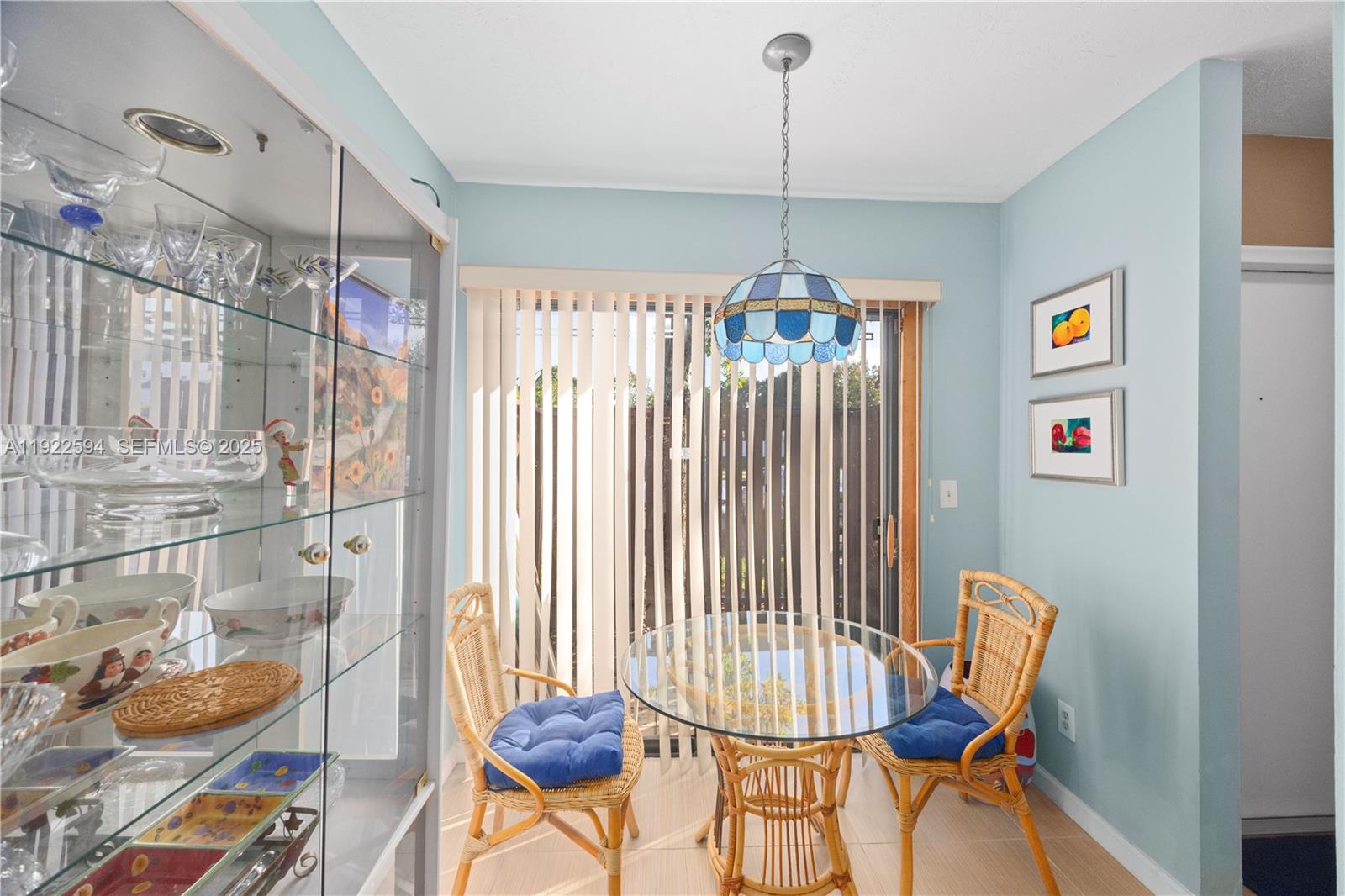 TWIN LAKE GARDENS - Residential