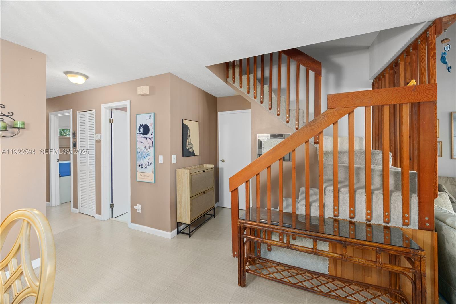 TWIN LAKE GARDENS - Residential