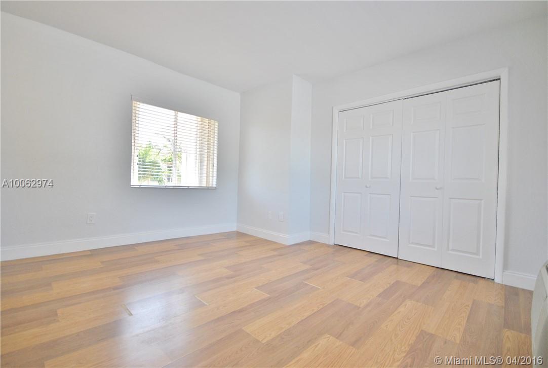 THE CORALS CONDO - Residential Lease