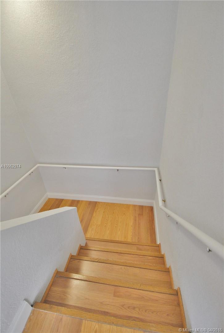 THE CORALS CONDO - Residential Lease