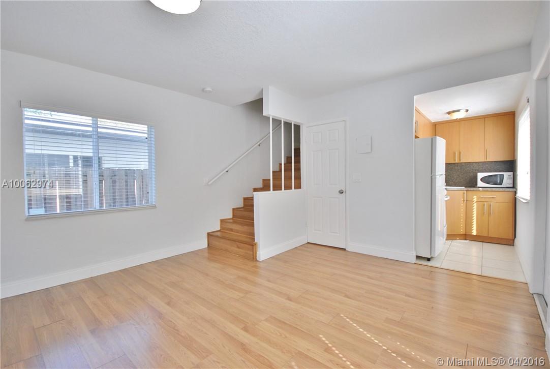 THE CORALS CONDO - Residential Lease