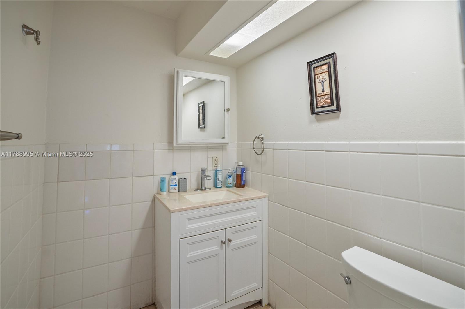 DORIA CONDO - Residential
